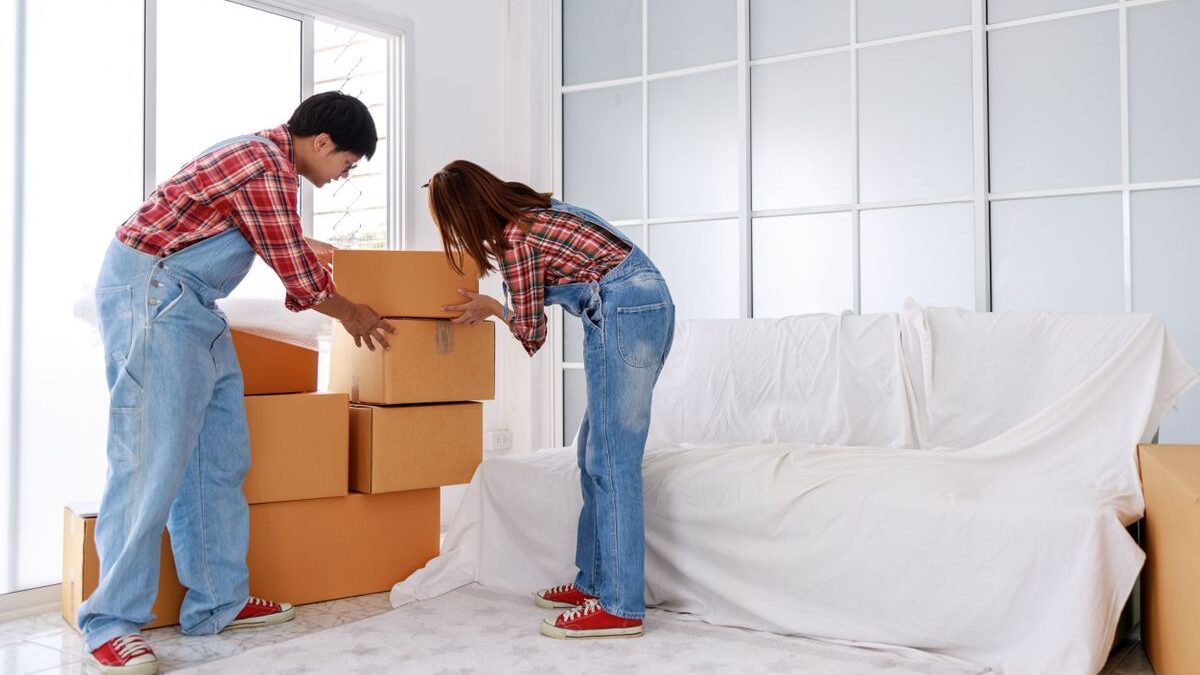 Items to Carry When Relocating Your House