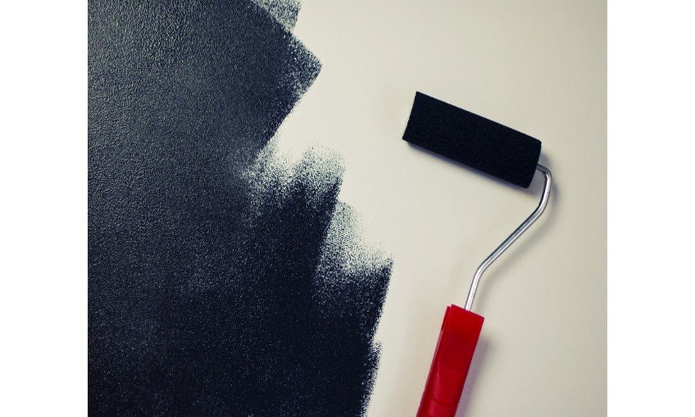 From Walls to Furniture: Choosing the Best Foam Roller for Every Type of Paint Job